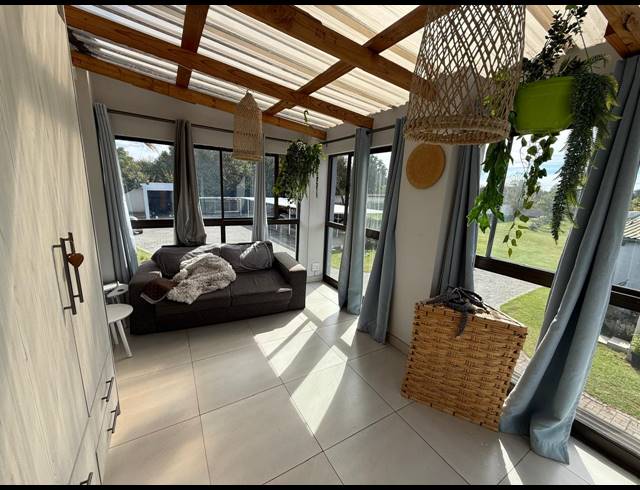 8 BEDROOM HOUSE FOR SALE IN KAALPLAATS WEST